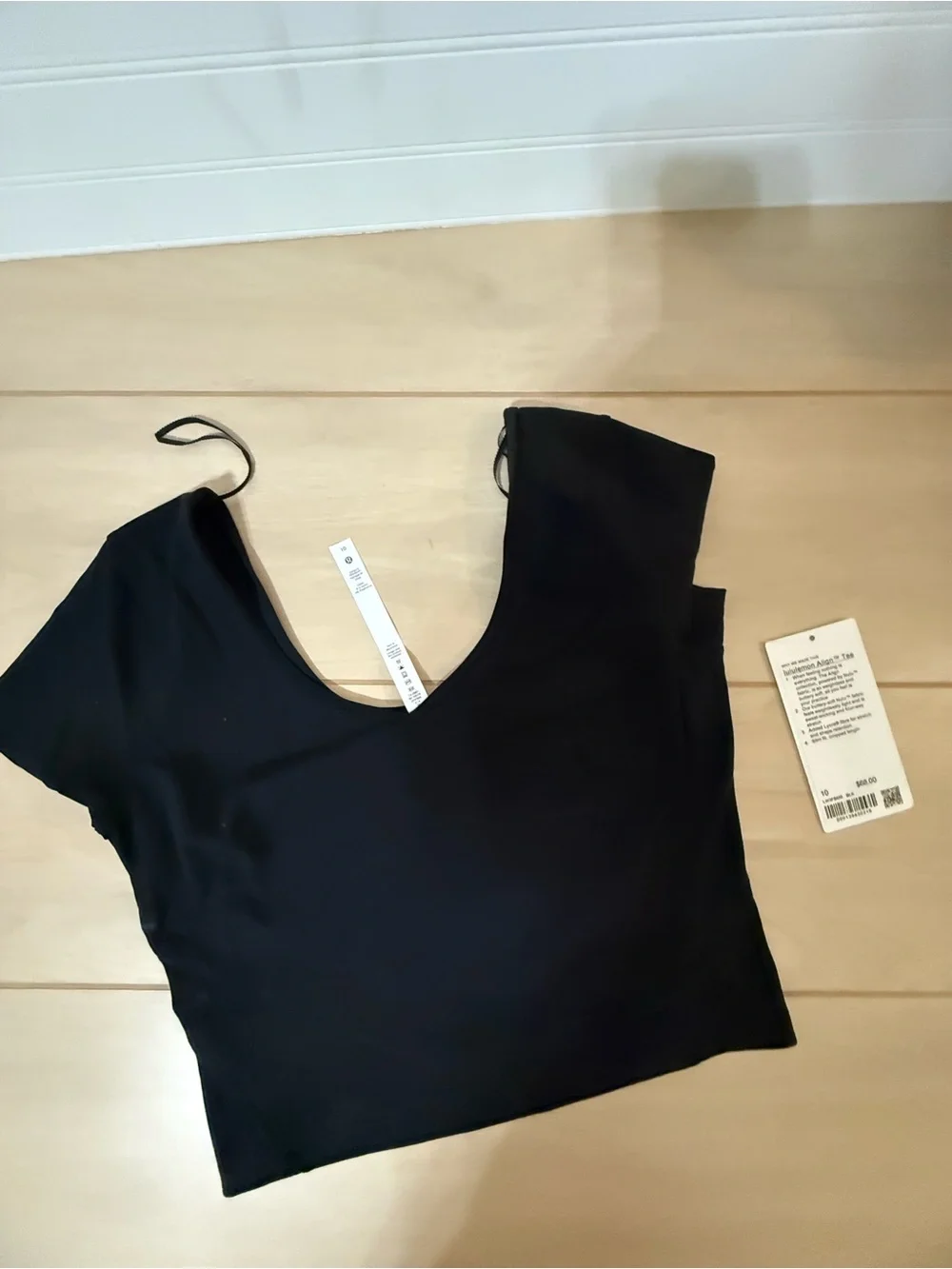 Lululemon Align Tee Short sleeve Crop Size 10 new with tags black